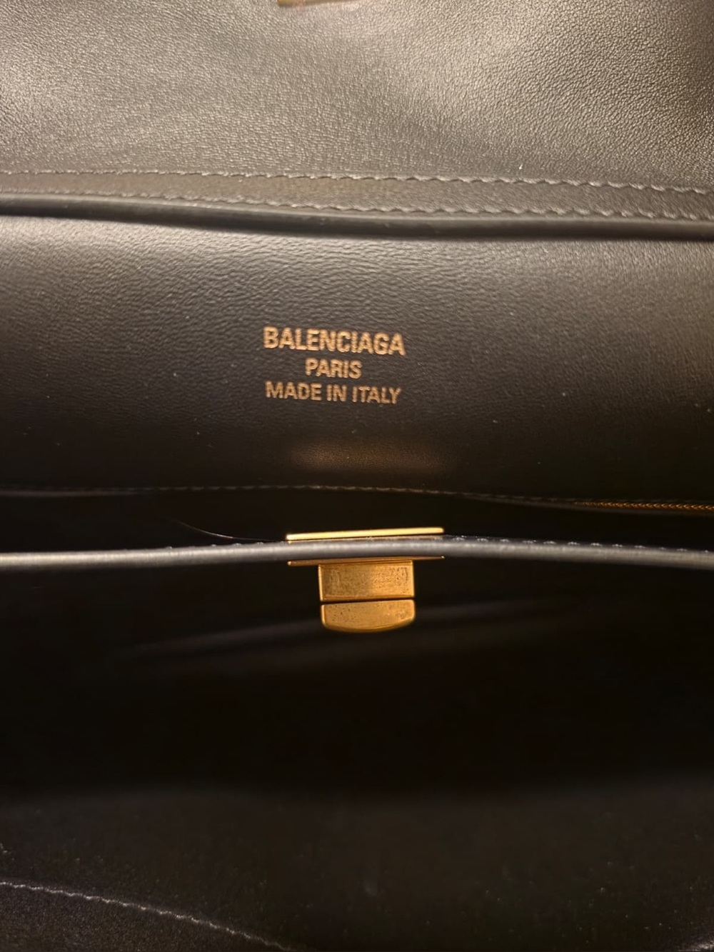 Balenciaga Black Leather Shoulder Bag with Gold Hardware - Picture 4 of 10